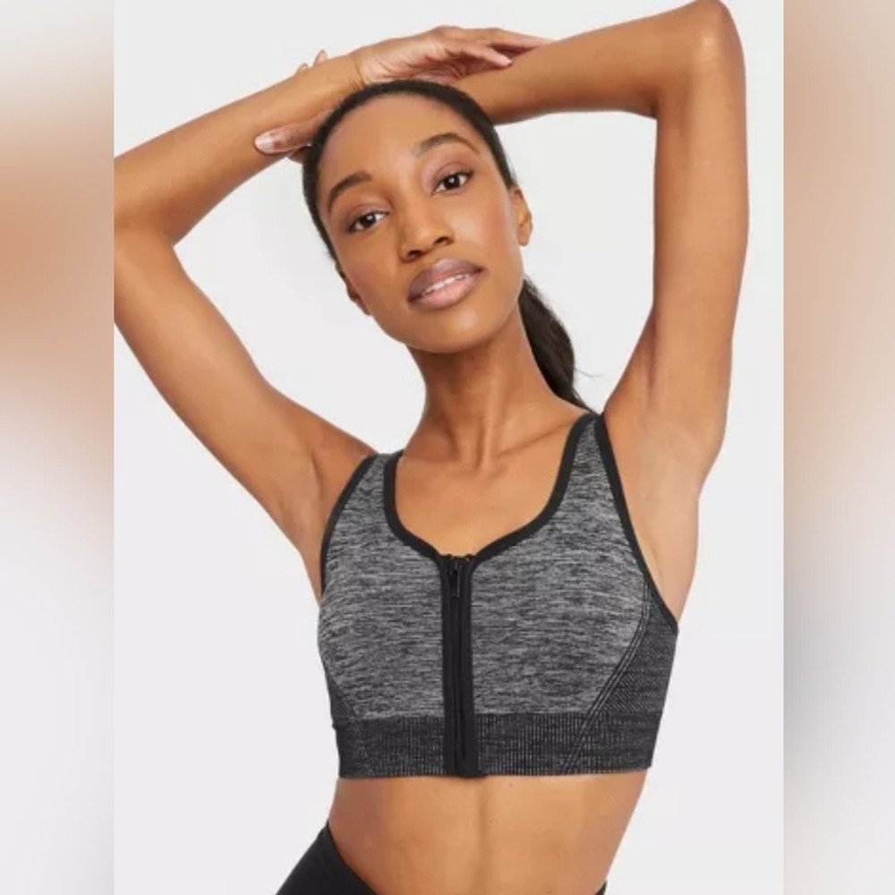 NWT Women's Medium Support Seamless Zip-Front Sports Bra - All in Motion™